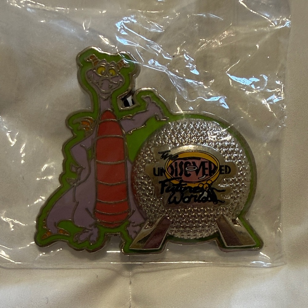 Disney Fans! Collectible! Original packaging
Figment Pin